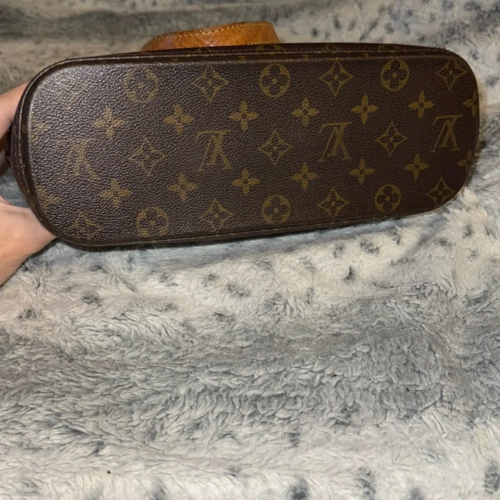 Louis Vuitton Monogram Vavin Tote GM! Preloved 7.8/10 - Picture 7 of 17
